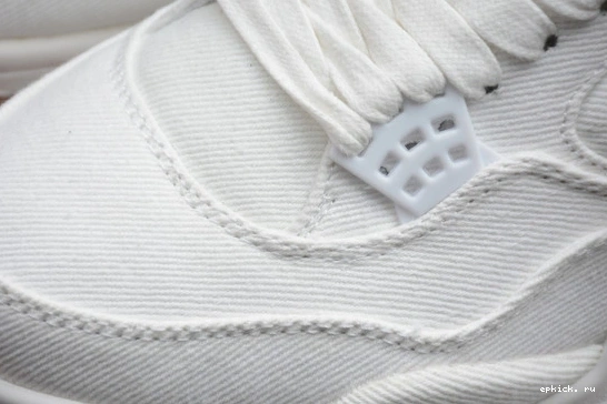 Rep EP Retro Air (Levi's Tag) 4 Jordan AO2571 100 White Levi's 100 AO2571 0112